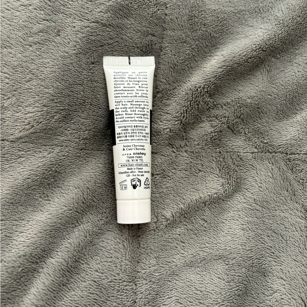 Sisley-Paris Black and White Shampoo for Hair Care - Picture 2 of 2